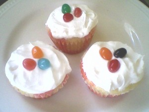 cupcakes-with-jelly-beans cupcakes-with-jelly-beans