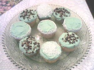 mint-julep-cupcakes mint-julep-cupcakes