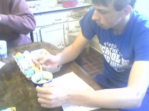nick-coloring-eggs