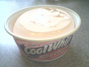 strawberry-cool-whip strawberry-cool-whip