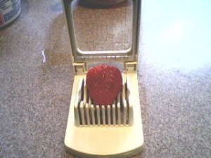 strawberry-slicing2 strawberry-slicing2
