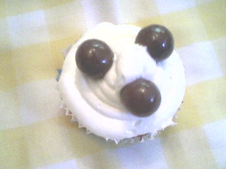 concession-stand-cupcakeswhoppers concession-stand-cupcakeswhoppers