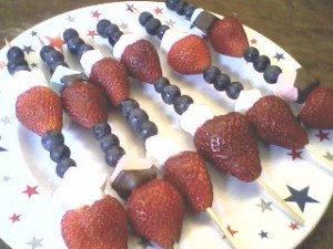fruit-kabobs31 fruit-kabobs31