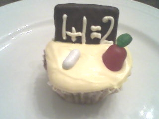 Back 2 School Cupcakes.5