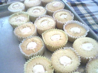 Vanilla Filled Cupcakes.6