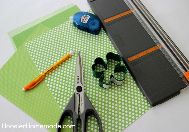 How to Make 3D Paper Shamrocks | Instructions on HoosierHomemade.com