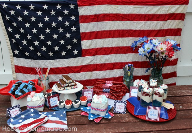 4th of July Dessert Bar: FREE Printables + Easy No Bake Treats :: Recipe on HoosierHomemade.com