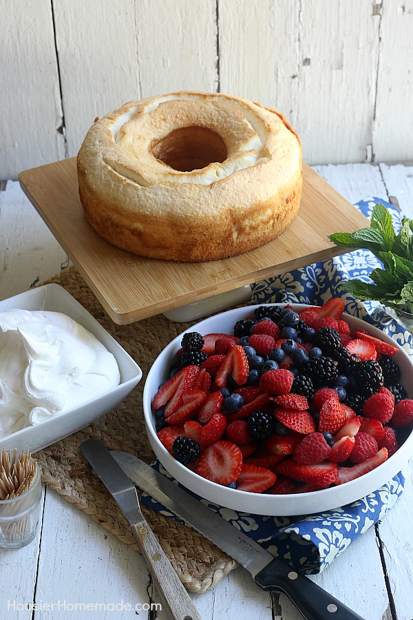 Ingredients for Angel Food Cake with Berries