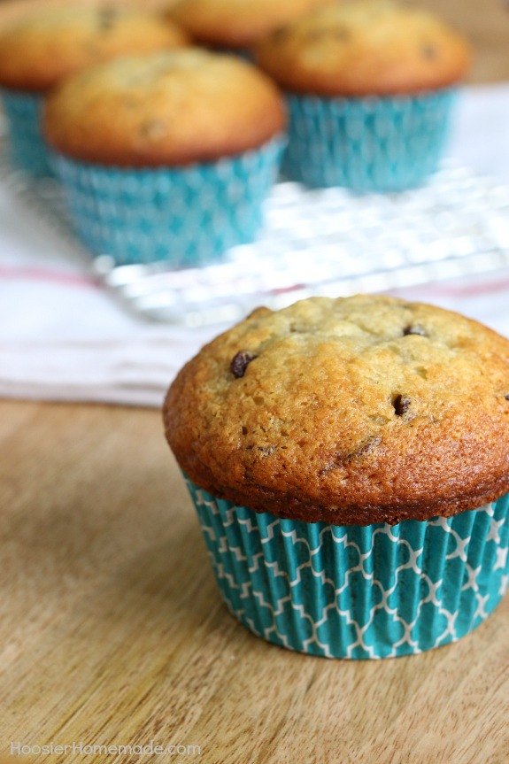 These simple and easy Banana Chocolate Chip Muffins are perfect for breakfast, snack, lunches, and more! Pss...they are good for you too! Pin to your Recipe Board!