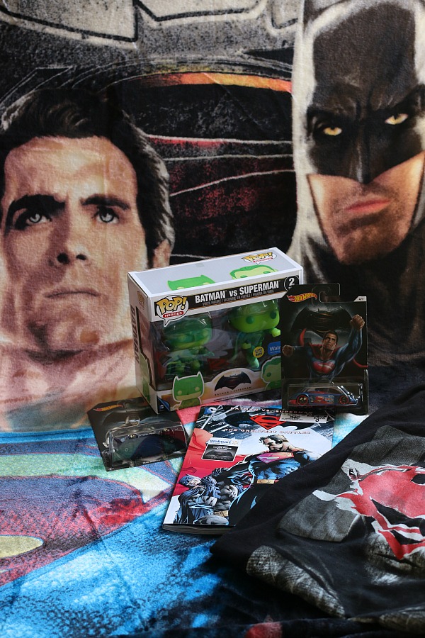Batman v Superman : Dawn of Justice - merchandise for the movie lover! Grab all the fun toys, clothes, blankets and more!