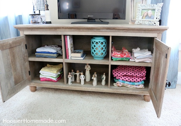 Rustic Bedroom Makeover