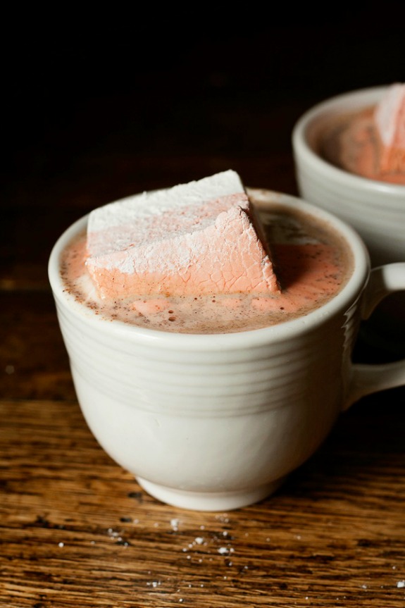 Hot Cocoa Recipe with Homemade Creamsicle Marshmallows | 100 Days of Homemade Holiday Inspiration on HoosierHomemade.com