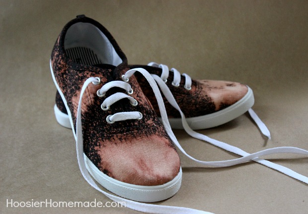 DIY Bleached Shoes :: Instructions on HoosierHomemade.com