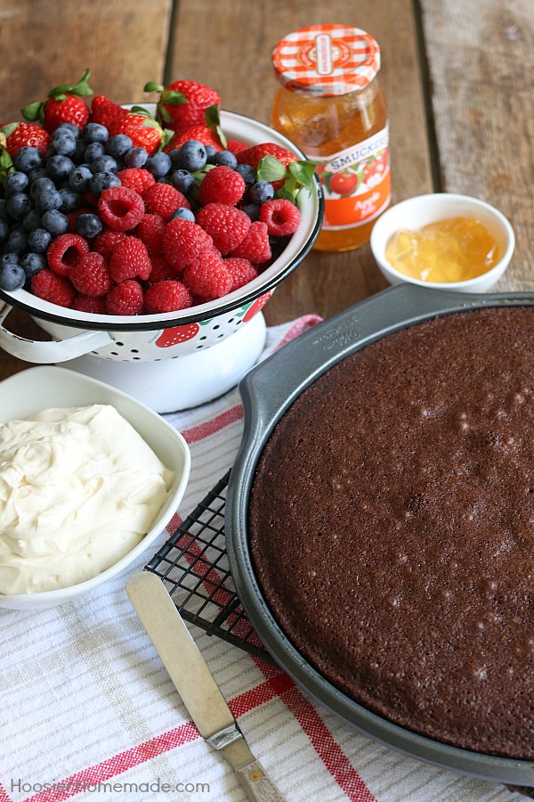 Ingredients for Brownie Fruit Pizza