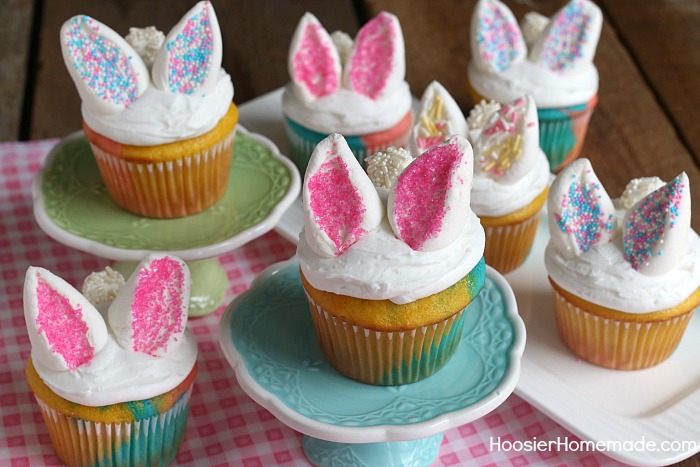 Super easy Bunny Cupcakes that are perfect for Easter