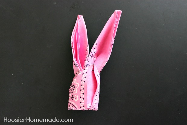 How to Fold a Bunny Napkin :: Instructions on HoosierHomemade.com