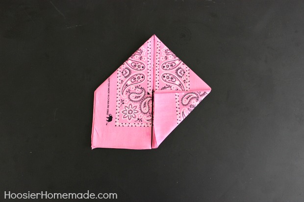 How to Fold a Bunny Napkin :: Instructions on HoosierHomemade.com