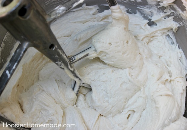 Buttercream Frosting :: Recipe on HoosierHomemade.com