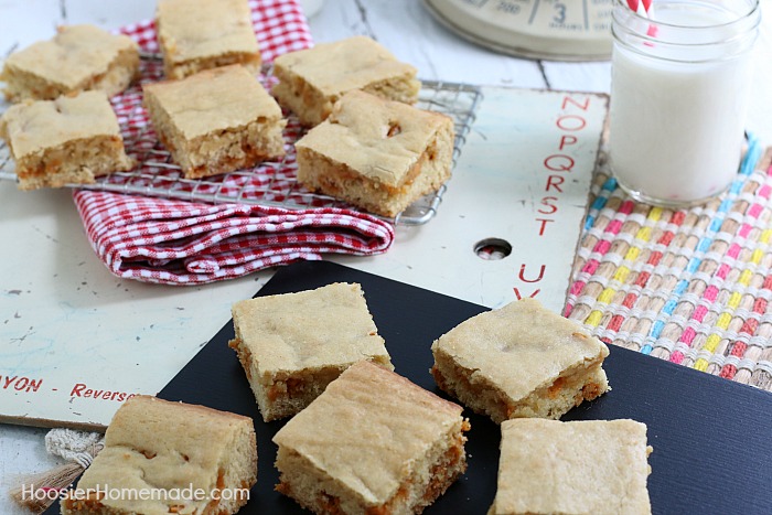 BUTTERSCOTCH BAR COOKIES -- Use this same recipe for endless options of mix ins! These Bar Cookies are super easy and can be made in under 30 minutes! 