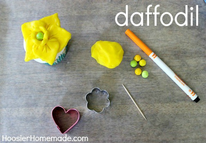 How to make a daffodil using Candy Clay