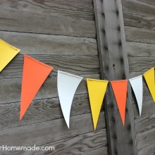 Candy Corn Banner:: 15 minute quick craft :: Tutorial on HoosierHomemade.com