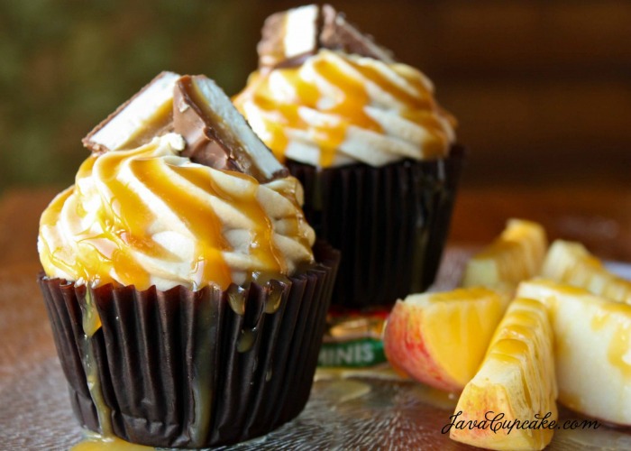 Caramel-Apple-Milky-Way-Cupcakes-by-JavaCupcake-5-1024x731