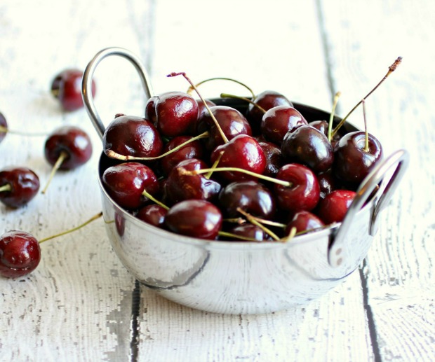 Cherry Crumb Pie in a Jar | Recipe on HoosierHomemade.com