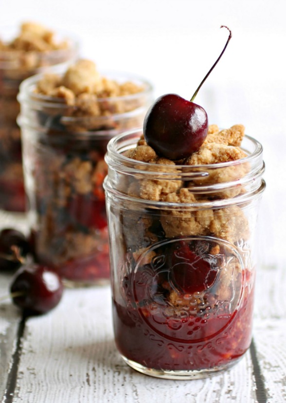 Cherry Crumb Pie in a Jar | Recipe on HoosierHomemade.com