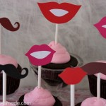 Valentine's Day Cupcake Toppers with Mustache and Lips:: Instructions on HoosierHomemade.com