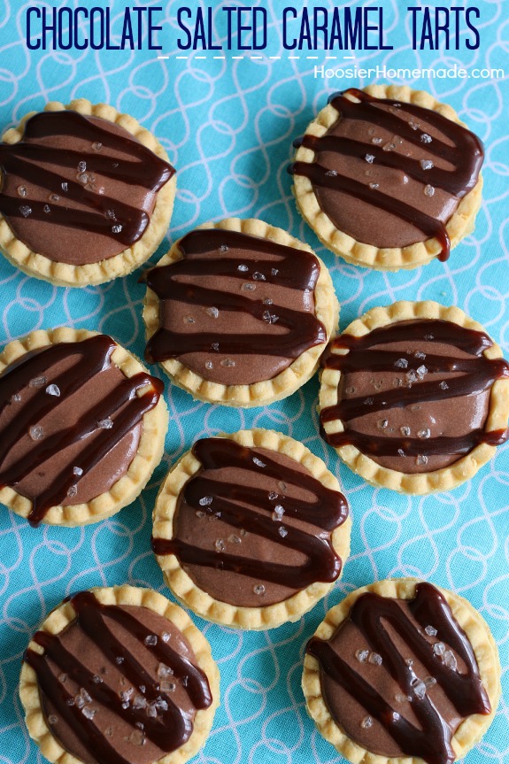 Chocolate Salted Caramel Tarts - only 5 ingredients and ready in less than 15 minutes! That's MY kind of dessert! Pin to your Recipe Board!