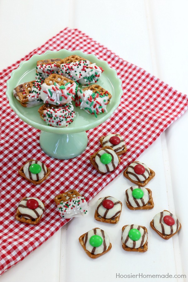 PRETZEL HUGS - The Perfect Christmas Candy! ONLY 3 ingredients!