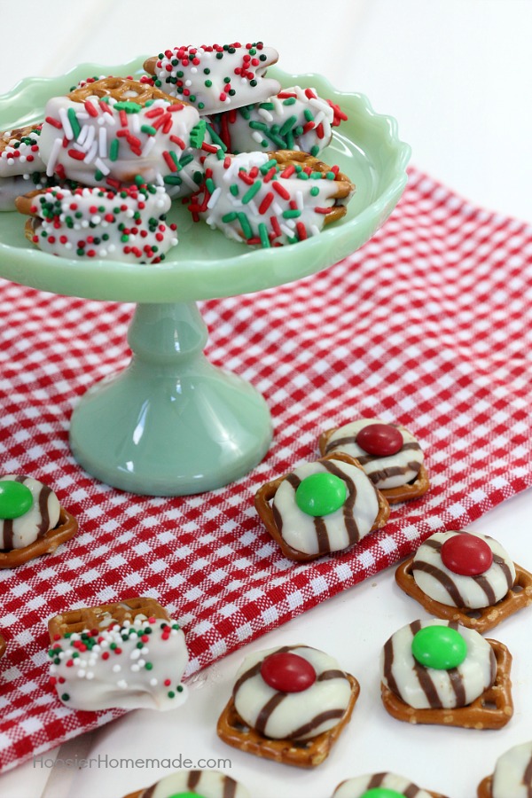 Christmas Pretzel Hugs Recipe- Dinner, then Dessert