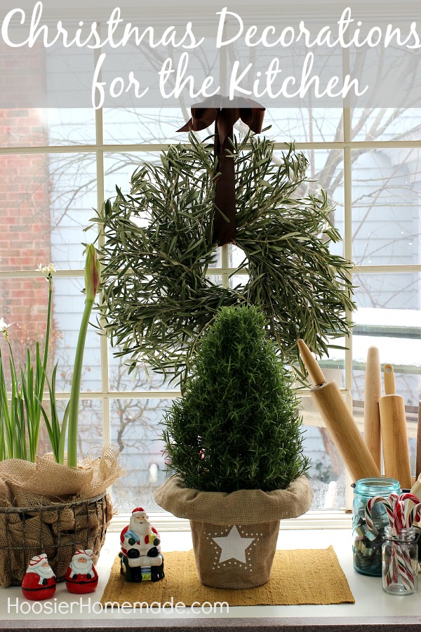 Christmas Decorations for the Kitchen | on HoosierHomemade.com