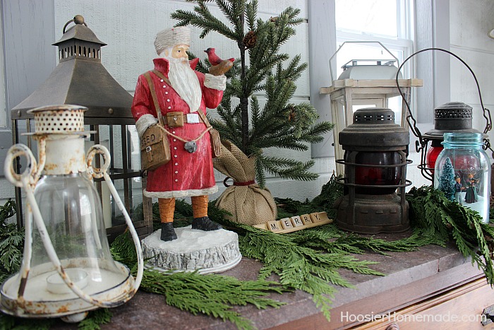 FARMHOUSE CHRISTMAS DECORATING -- She Shed Outdoor Christmas Decorations