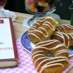 Cinnamon-Roll-Doughnuts.close