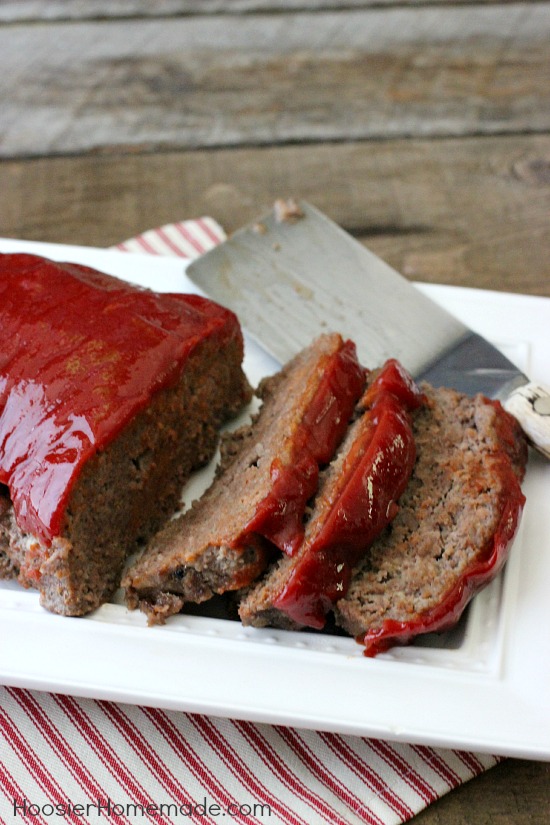 Classic Meatloaf Recipe on HoosierHomemade.com