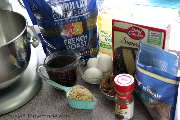 Cinnamon Pecan Coffee Cake :: Recipe on HoosierHomemade.com