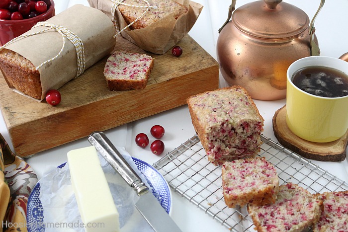 CRANBERRY BREAD RECIPE -- This easy to make Cranberry Bread has a hint of orange, is moist and full of flavor! It's perfect for gift giving too!