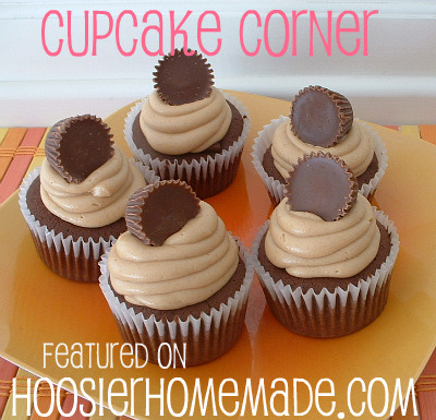 Cupcake Corner at HoosierHomemade.com