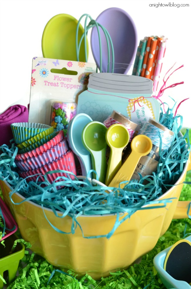 30 Themed Easter Basket Ideas