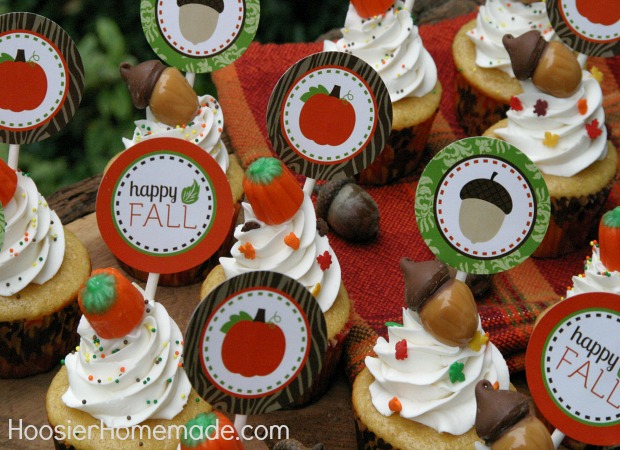 Fall Cupcakes with Candy Acorns + FREE Cupcake Toppers :: Available on HoosierHomemade.com