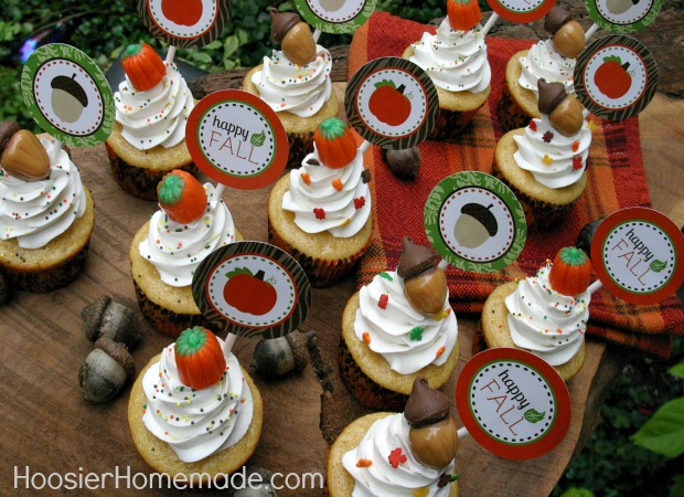 Fall Cupcakes with Candy Acorns + FREE Cupcake Toppers :: Available on HoosierHomemade.com