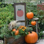 Fall Outdoor Decorating: DIY Painted Shutter