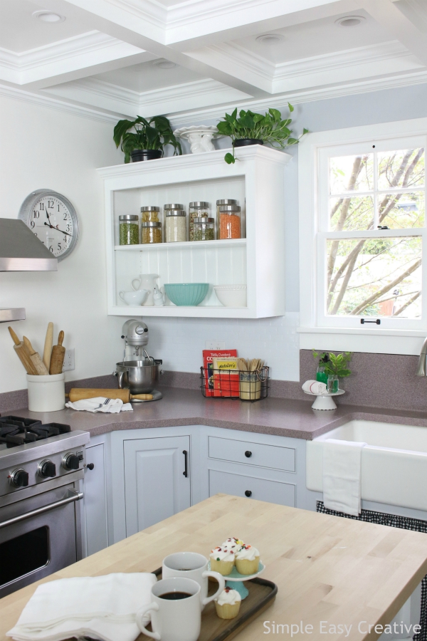 MODERN FARMHOUSE KITCHEN MAKEOVER 