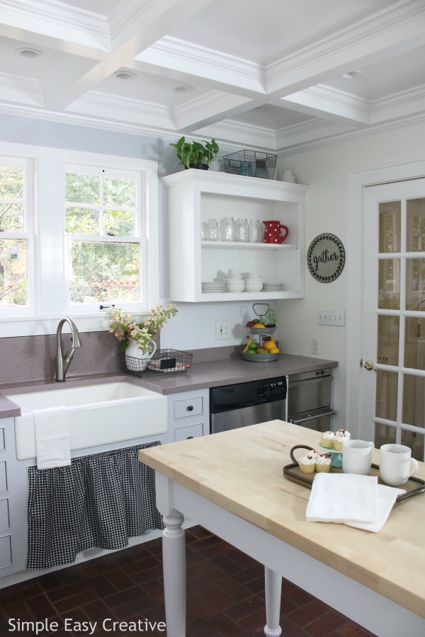 MODERN FARMHOUSE KITCHEN MAKEOVER 