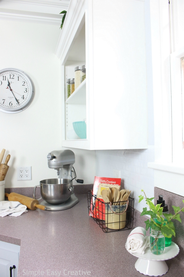 MODERN FARMHOUSE KITCHEN MAKEOVER 