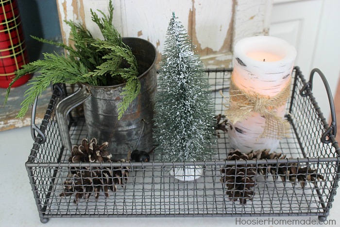 FARMHOUSE WINTER DECOR -- Use what you have on hand to turn your home into a cozy space with these Winter Decorations. 