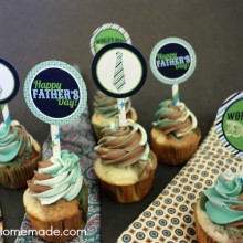 Free Printable Father's Day Cupcake Toppers :: Available on HoosierHomemade.com