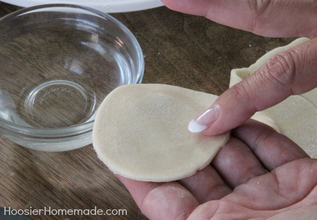 Easy Semi-Homemade Fortune Cookies | Recipe on HoosierHomemade.com