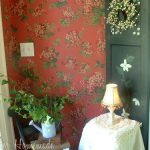 Decorating the Foyer with Antiques
